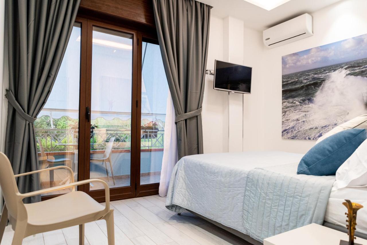 Cilento Suite - Vinarte B&B Agropoli Bagian luar foto